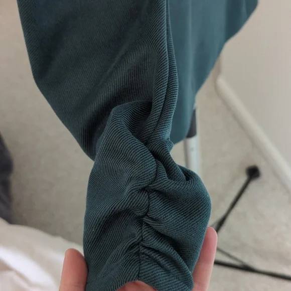 Atoir Top - Picture 7 of 9